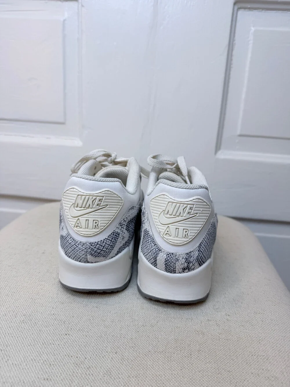 Nike Air Max 90 Premium Snake Skin Sneakers Womens Size 6.5